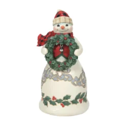 Enesco Jim Shore Highland Glen Snowman Holding Wreath Figurine, 6.69"