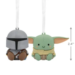 Better Together Star Wars: The Mandalorian™ And Grogu™ Magnetic Hallmark Ornaments, Set Of 2 -Outlet Gift Echoes Store Mandalorian and Grogu Christmas Ornaments 3HCM2401 03
