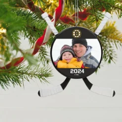 NHL Hockey Personalized Photo Ornament, Boston Bruins® 8 NHL Hockey Personalized Photo Ornament, Boston Bruins® -Outlet Gift Echoes Store NHLHockey Personalized Photo Ornament Boston Bruins 2499QHE1925B8 02