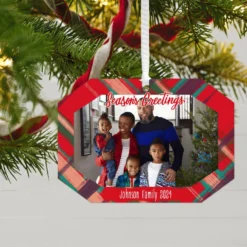 Hallmark Red Plaid Personalized Text And Photo Metal Ornament -Outlet Gift Echoes Store Red Plaid Personalized Christmas Ornament 1OFM1001B1 02