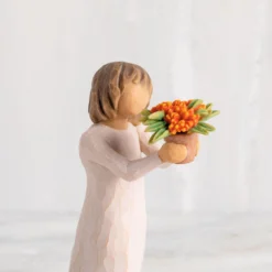 Willow Tree It's The Little Things Figurine, 5.5" H -Outlet Gift Echoes Store Willow Tree Its the Little Things Figurine 28094 03